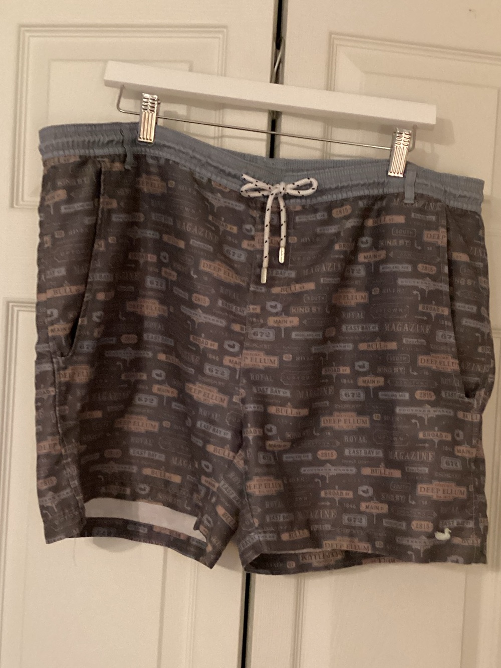 Southern Marsh Gray Patterned Swim Trunks with Light Blue Waist-39 Inseam 5 Inch